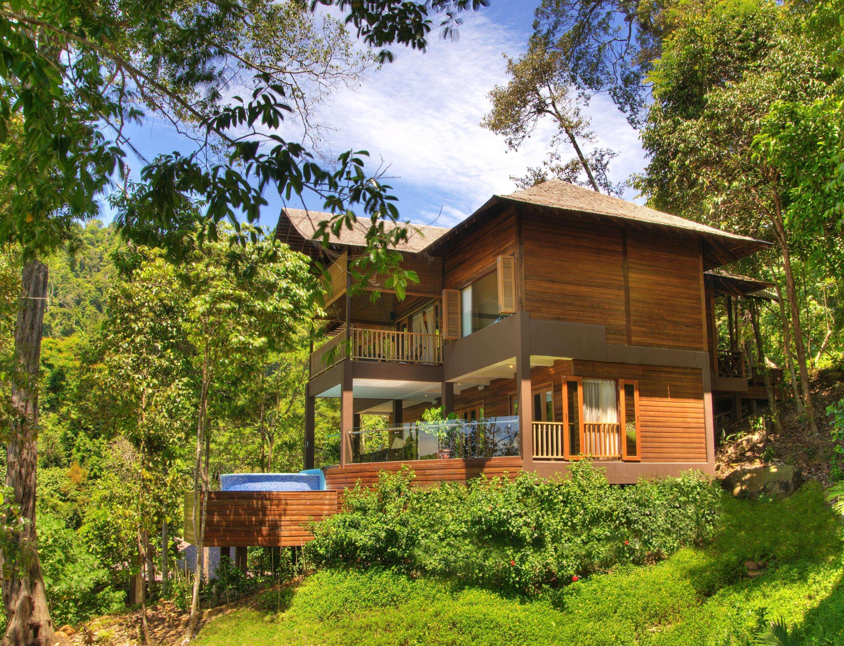 Resort Bunga Raya Island &